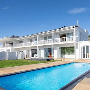 3* Gasthuis Dolphin Bay Boutique And
